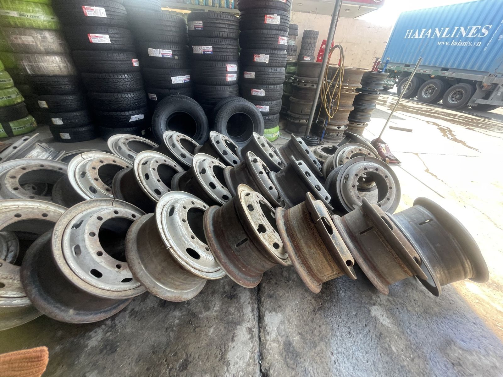 MÂM XE Ô TÔ ( VÀNH XE) LÀ GÌ?